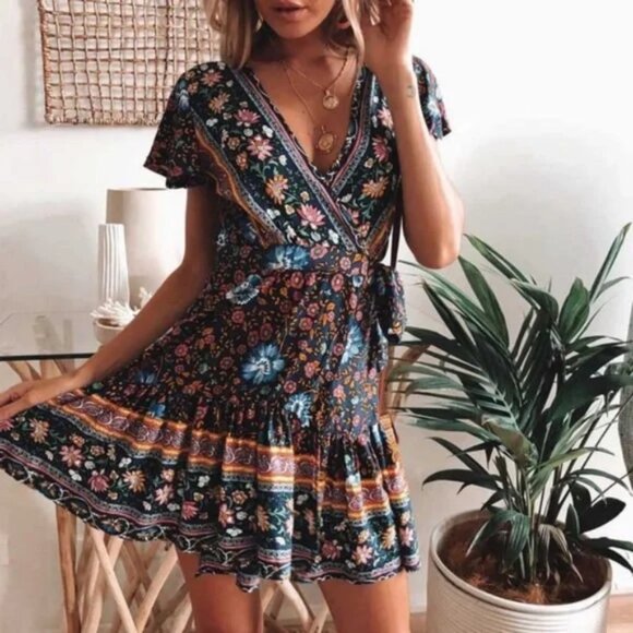Dresses & Skirts - Boho Navy Blue Floral Print Wrap Mini Dress